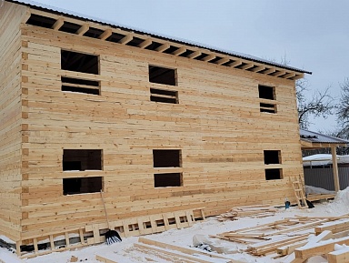 Двухэтажный дом 6х12м с террасой 3х6м из обрезного бруса 150х150мм по индивидуальному проекту в г. Иваново - фото процесса строительства