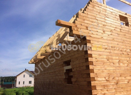 Деревянный дом из бруса с мансардой